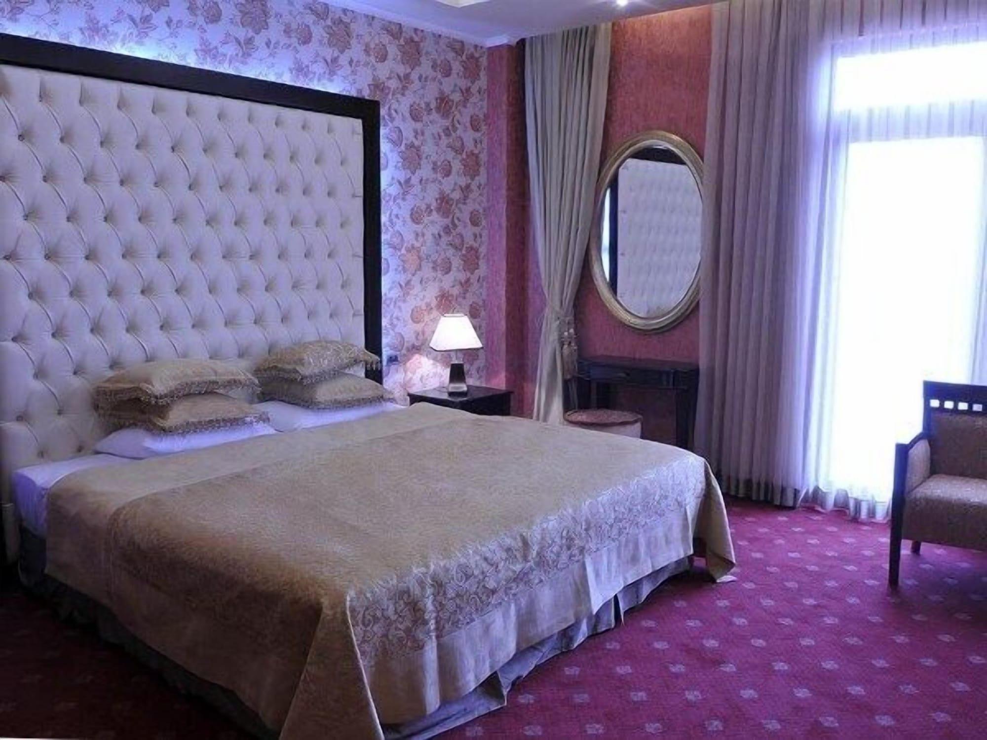 Riviera Hotel Baku Exteriör bild