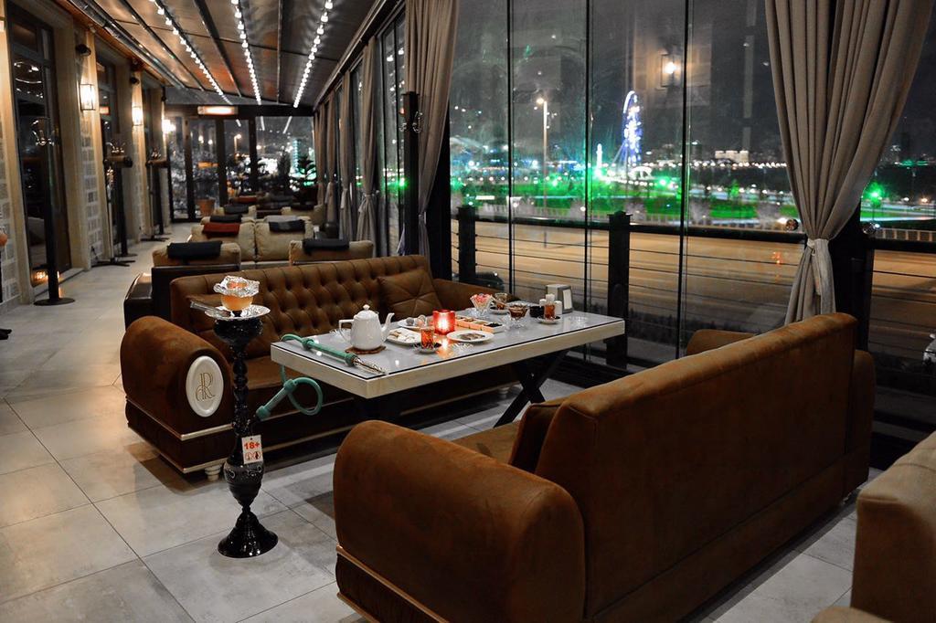 Riviera Hotel Baku Exteriör bild