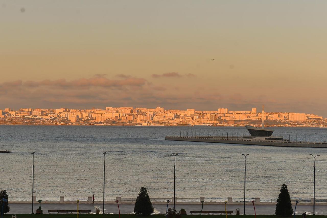Riviera Hotel Baku Exteriör bild