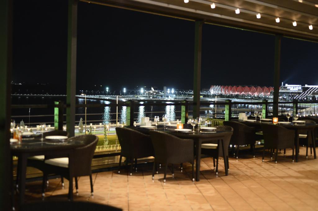 Riviera Hotel Baku Exteriör bild