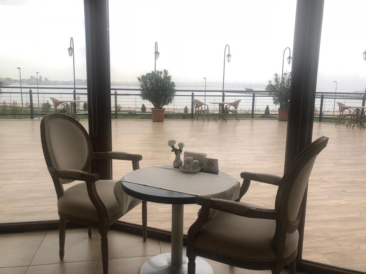 Riviera Hotel Baku Exteriör bild